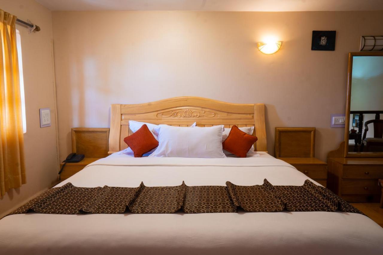Alcove Resort Vagator Bagian luar foto